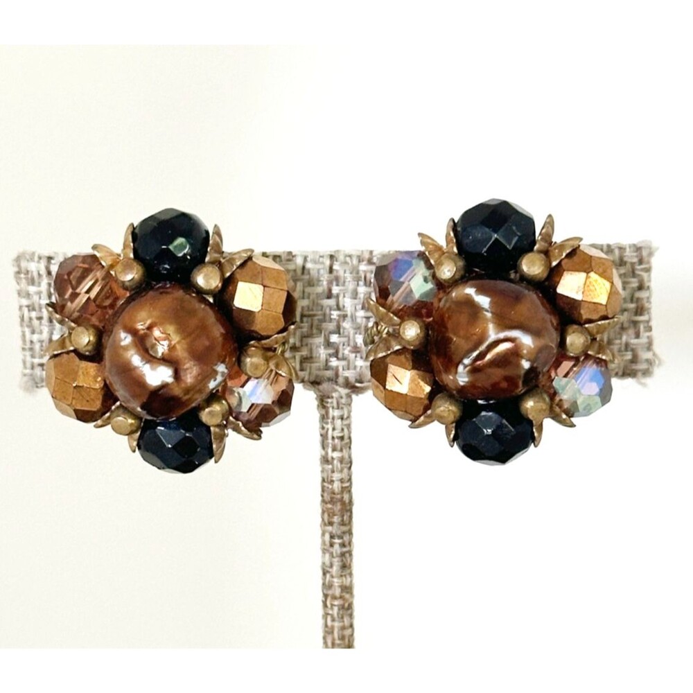 Vintage Bead Cluster Clip on Earrings Gold tone Brown Black Beads Mid Century